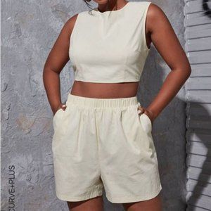 Plus Solid Tie Back Top & Slant Pocket Shorts